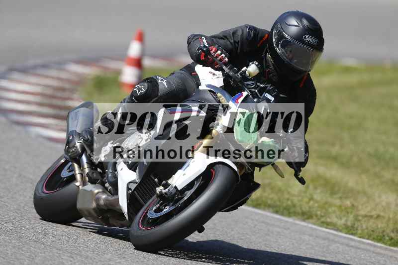 /44 09.08.2025 Plüss Moto Sport ADR/Einsteiger/50